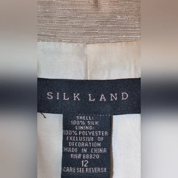 SILK LAND 100% Silk Light Brown Floral Embroidered Blazer - Picture 11 of 11